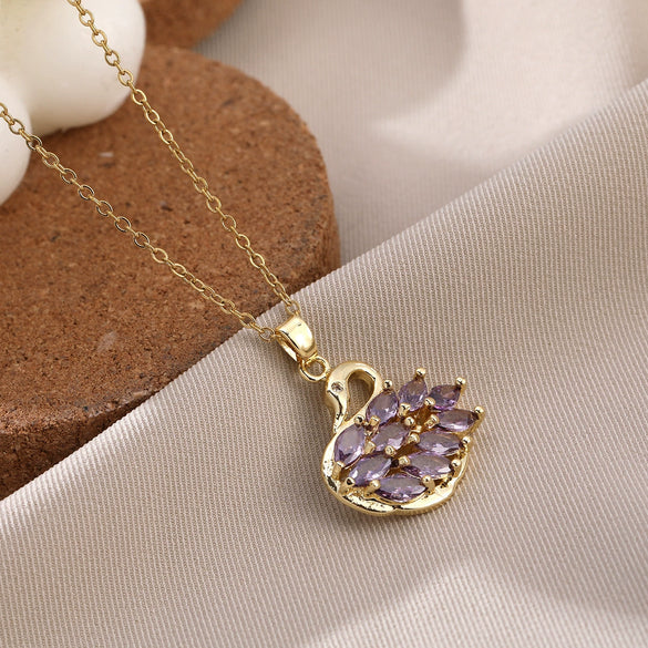 Wholesale Animal Pendant Necklace For Women Copper Zircon Diamond Electroplated