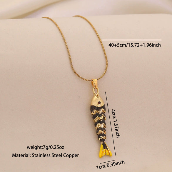 Wholesale Animal Zodiac Pattern Copper Pendant Necklace With Three Dimensional Swingable Fish Design Light Luxury Stainless Steel