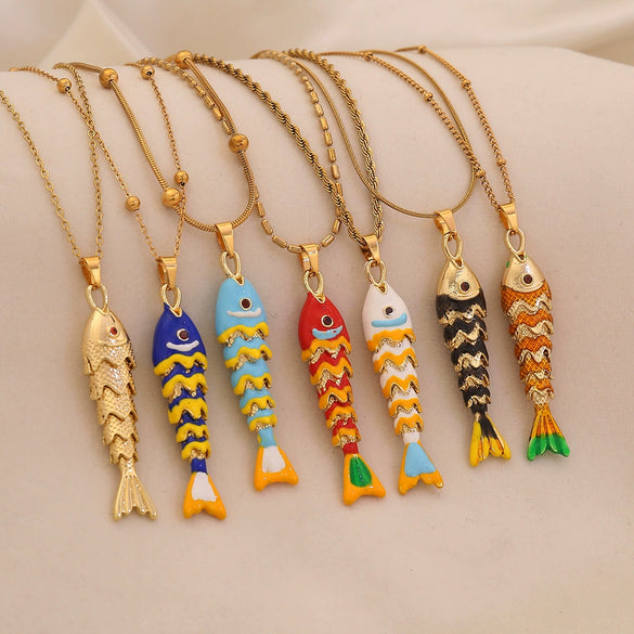 Wholesale Animal Zodiac Pattern Copper Pendant Necklace With Three Dimensional Swingable Fish Design Light Luxury Stainless Steel