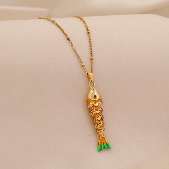 Wholesale Animal Zodiac Pattern Copper Pendant Necklace With Three Dimensional Swingable Fish Design Light Luxury Stainless Steel