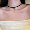 Wholesale Artificial Crystal Heart Shaped Metal Necklace With Inlaid Zircon Sweet And Cool Style Choker