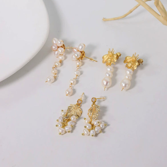 Wholesale Baroque Asymmetrical Earrings With Natural Pearl Flower Tassel Retro Temperament Metal Material And Electroplating Design