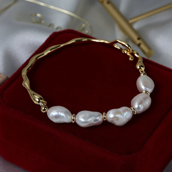 Wholesale Baroque Natural Freshwater Pearl Copper Bracelet Simple Elegant Minimalist Unisex