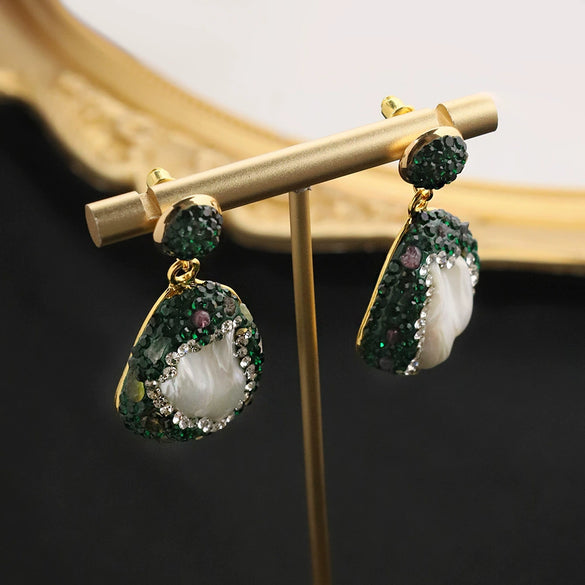 Wholesale Baroque Natural Freshwater Pearl Earrings With Geometric Pattern And Electroplating Diamondencrusted Retro And Elegant For Women