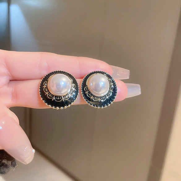Wholesale Black Alloy Diamond Set Tassel Earrings With Geometric Pattern For Women High End Light Luxury Niche Elegant All Match Style