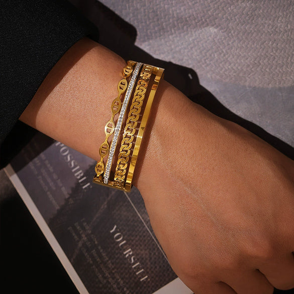 Wholesale Bracelet 316L Stainless Steel Geometric Exaggerated Light Luxury Electroplated 18K Gold Japanese Buckle Sticky Diamond