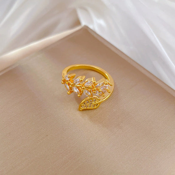 Wholesale Brass Ring With Real Gold Plating Open Leaf Zircon Microinlaid The Crown Design For Women