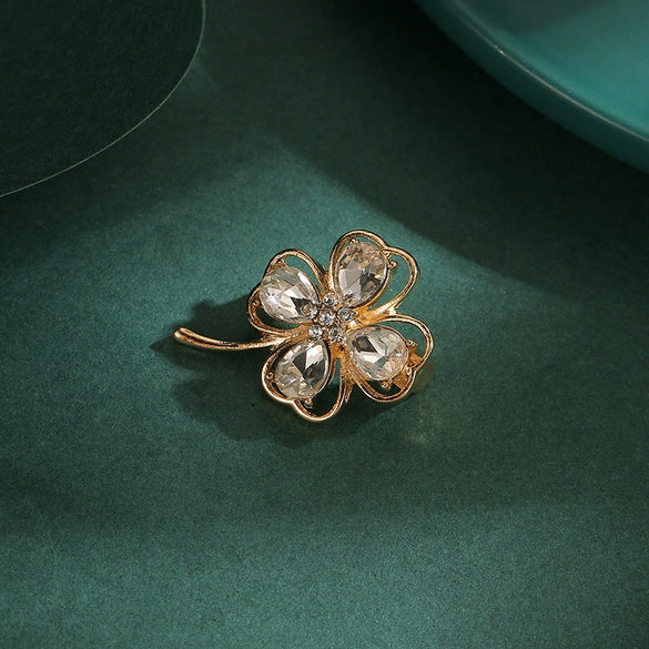 Wholesale Brooch Alloy Flower Shape Electroplating Minimalist Women's Accessories