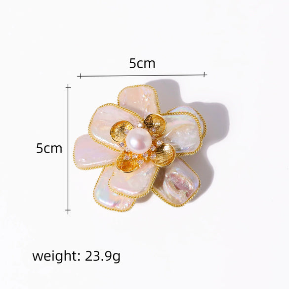 Wholesale Brooch Natural Freshwater Pearl Geometric Plant Flowers Style 18K Real Gold Plated