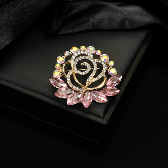 Wholesale Brooch Pin Zinc Alloy Inlaid Diamonds Leaves Shape Electroplated Trendy