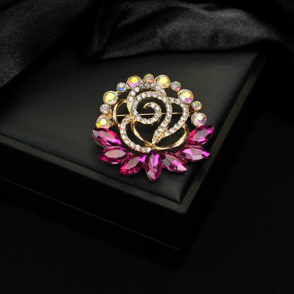 Wholesale Brooch Pin Zinc Alloy Inlaid Diamonds Leaves Shape Electroplated Trendy