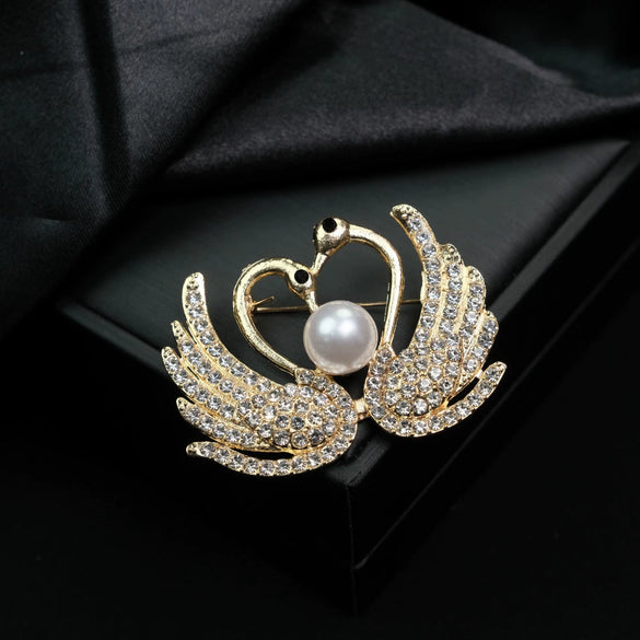 Wholesale Brooch Zinc Alloy Animal Shape Electroplated Highend Luxury Fashion Clothes Accessories