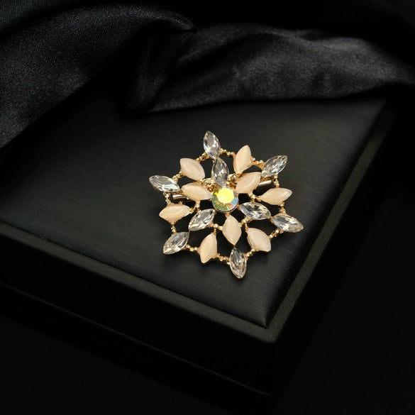 Wholesale Brooch Zinc Alloy Colorful Rhinestone Geometric Drop Shape Electroplating For Women