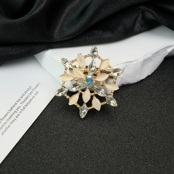 Wholesale Brooch Zinc Alloy Colorful Rhinestone Geometric Drop Shape Electroplating For Women