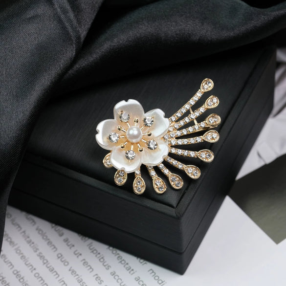 Wholesale Brooch Zinc Alloy Flower Electroplating Light Luxury Style Clothing Accessories