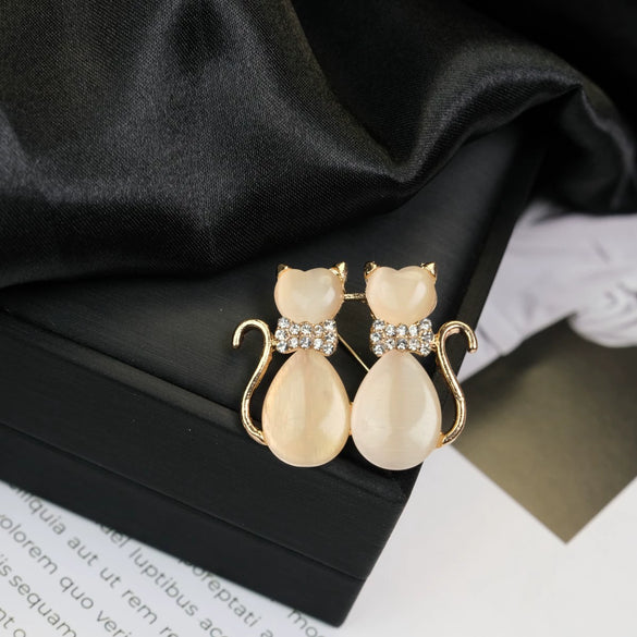 Wholesale Brooch Zinc Alloy Geometric Animal Flower Bow Leaf Star Design Electroplating For Women