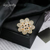 Wholesale Brooch Zinc Alloy Retro Flower Style Electroplating Antilight
