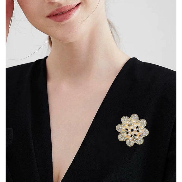 Wholesale Brooch Zinc Alloy Retro Flower Style Electroplating Antilight