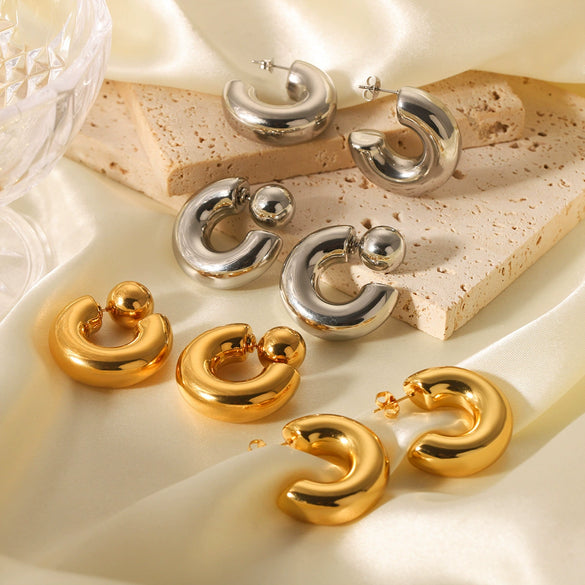 Wholesale C Shaped Stainless Steel Hollow Earrings For Women With Geometric Design And Electroplating