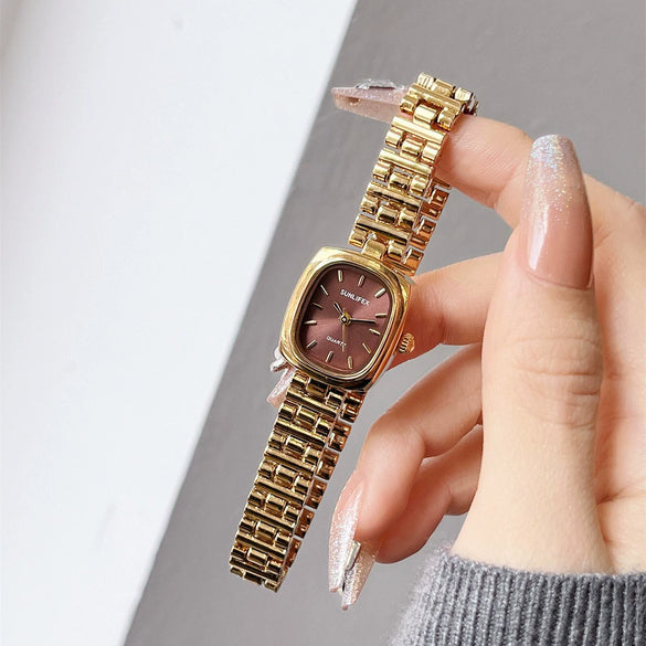Wholesale Casual Metal Rectangular Quartz Watch For Female With Steel Band And Spiral Crown