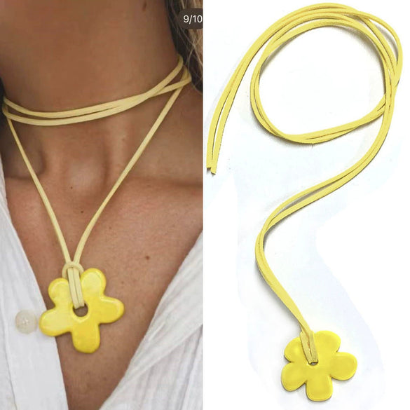 Wholesale Ceramic Pearl Star Pendant Necklace With Electroplating For Women Minimalist Style Water Wave Chain