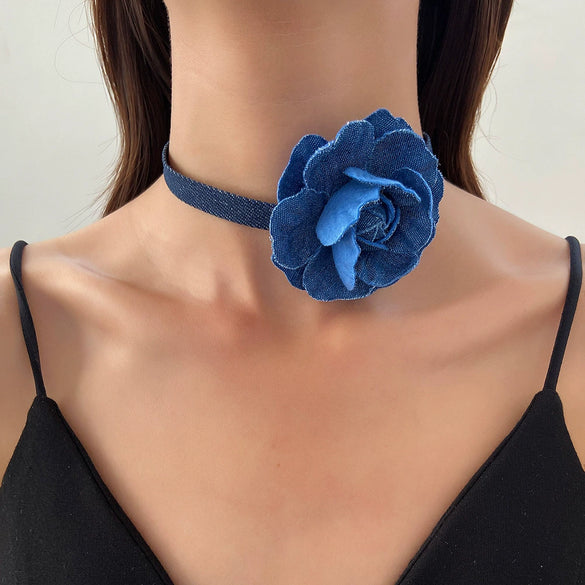 Wholesale Choker Necklace Retro Rose Flower Style Alloy Pendant Flannel Chain Cloth Material