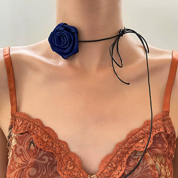 Wholesale Choker Necklace Retro Rose Flower Style Alloy Pendant Flannel Chain Cloth Material