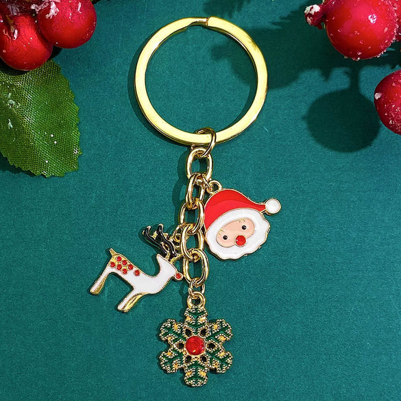 Wholesale Christmas Keychain Key Ring Zinc Alloy Santa Claus Christmas Tree Elk Snowflake Ornament Pendant Electroplated
