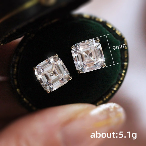 Wholesale Classic Imitation Green Crystal Fourclaw Zircon Earrings Copper Geometric Style For Women