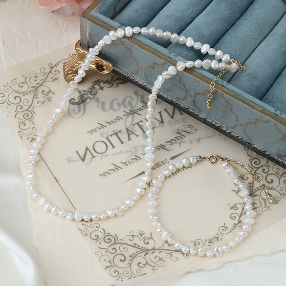 Wholesale Clavicle Chain Baroque Style Natural Freshwater Pearl 14K Gold S925 Sterling Silver Buckle Alien Shape