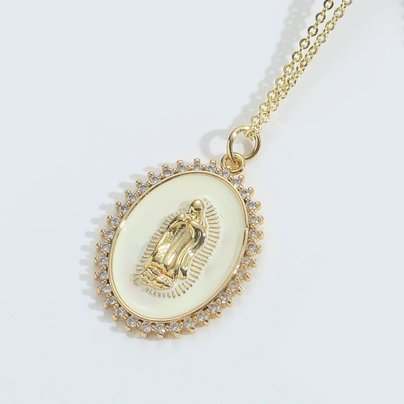Wholesale Clavicle Chain Copper Mixed Gemstone Setting Electroplating Geometric Style Oval Design