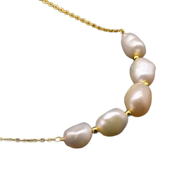 Wholesale Clavicle Chain Fashionable Freshwater Pearl Necklace With Geometric Design And Electroplating