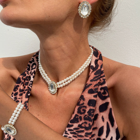 Wholesale Clavicle Necklace Imitation Pearl Alloy Acrylic Diamond Geometric French Retro Style Set With Diamonds Ball Chain