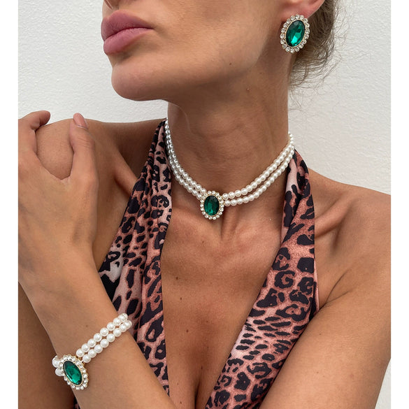 Wholesale Clavicle Necklace Imitation Pearl Alloy Acrylic Diamond Geometric French Retro Style Set With Diamonds Ball Chain