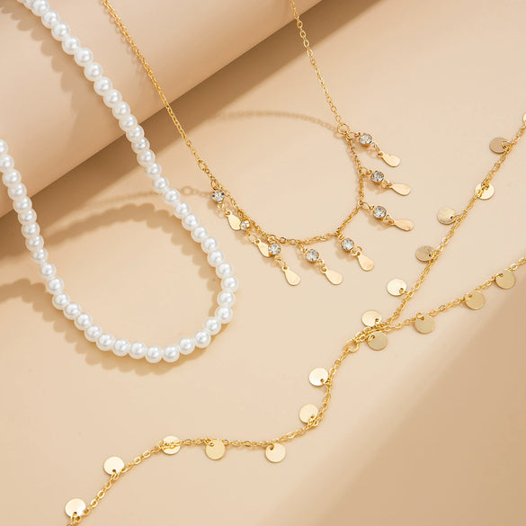Wholesale Clavicle Necklace Imitation Pearl Copperclad Iron Chain Rhinestone Geometric Electroplated For Women