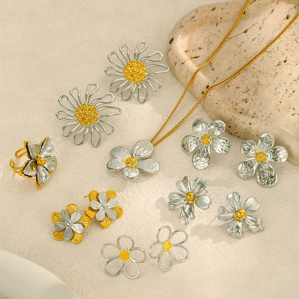 Wholesale Colorblocked Flower Geometric Stainless Steel Earrings Plated With 18K Gold