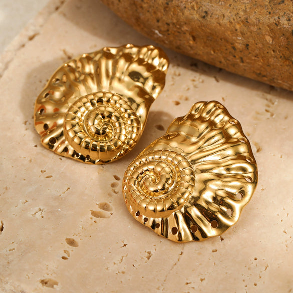 Wholesale Conch Stainless Steel Earrings With Geometric Design And Electroplating Fashion Style