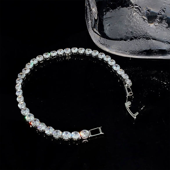 Wholesale Copper Alloy Emerald Crystal Bracelet With Flower Design And Real Gold Electroplated For Women In Geometric Popular Style