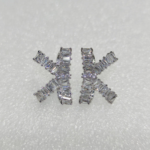 Wholesale Copper Bow Shape Electroplating Zircon Glitter Women's Earrings