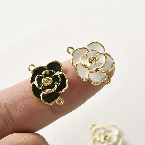 Wholesale Copper Camellia Shaped Beaded Necklace And Bracelet Accessories Material With Electroplating