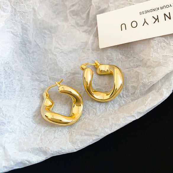 Wholesale Copper Earrings Geometric Letter Wiredrawing Electroplated Minimalist Style For Women