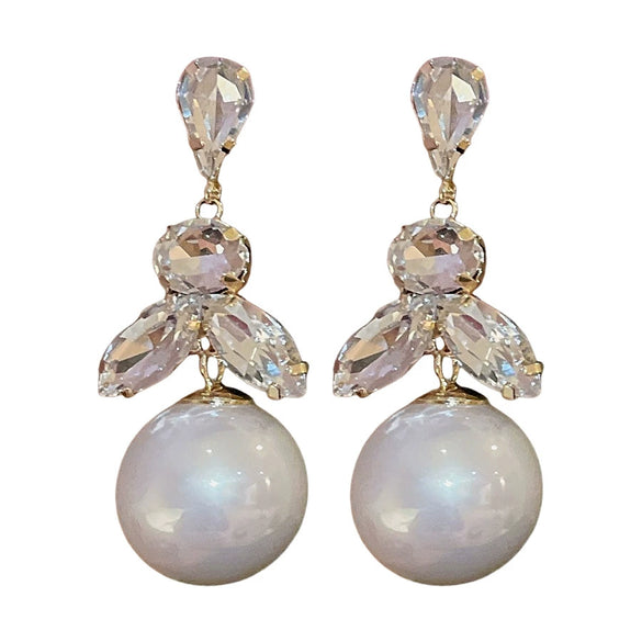 Wholesale Copper Earrings With Geometric Pattern Set With Diamonds And Pearl Tassel Retro Elegant Style For Women