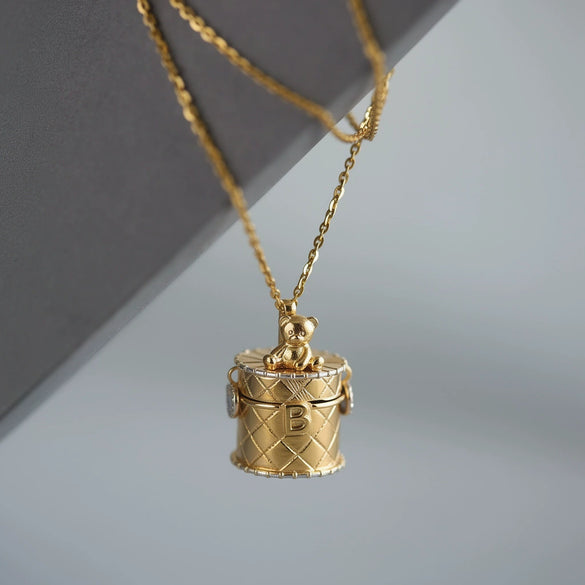 Wholesale Copper Electroplated Bear And Bag Shape Pendant Necklace For Women Cute Sweet And Cool Style