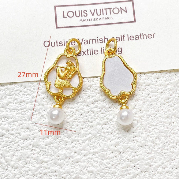 Wholesale Copper Enamel Gold Gilt Pendant With Butterfly Fox And Lotus Pattern For Diy Rope Bracelet Accessories Electroplating Process