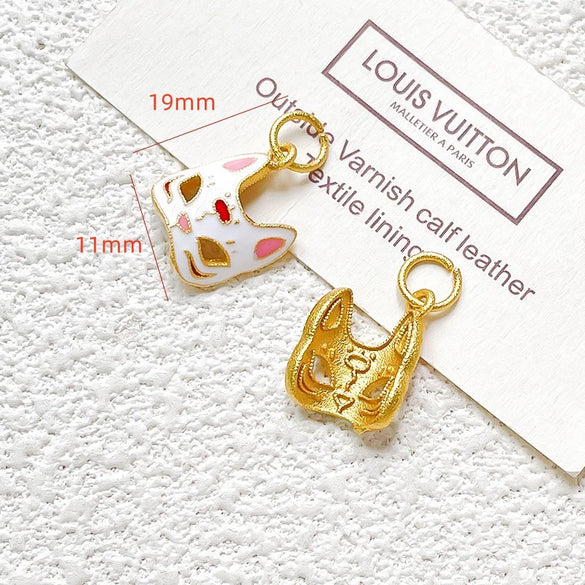 Wholesale Copper Enamel Gold Gilt Pendant With Butterfly Fox And Lotus Pattern For Diy Rope Bracelet Accessories Electroplating Process