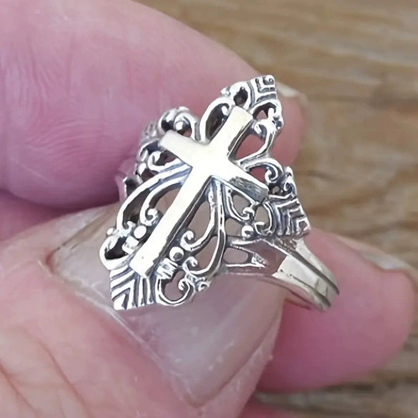 Wholesale Copper Exaggerated Geometric Flower Cut Out Ring With Electroplating