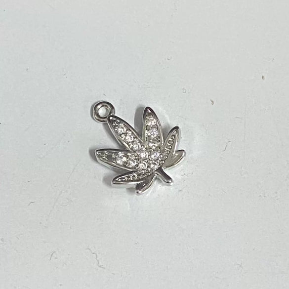 Wholesale Copper Fashion Pendant Collection With Micropaved Zircon Star Moon Cross And Heartshaped Designs Electroplated