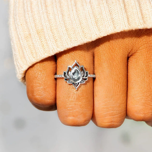 Wholesale Copper Flowershaped Distressed Ring For Women
