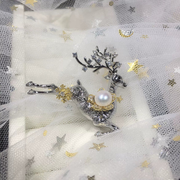 Wholesale Copper Fresh Water Pearl Deer Brooch Italian Craft Fashion Women's Jewelry