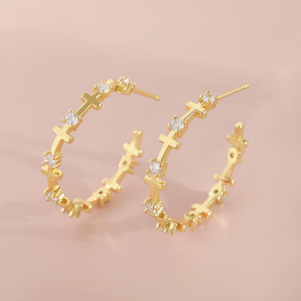 Wholesale Copper Geometric Cshaped Simple Hoop Earrings With Electroplating
